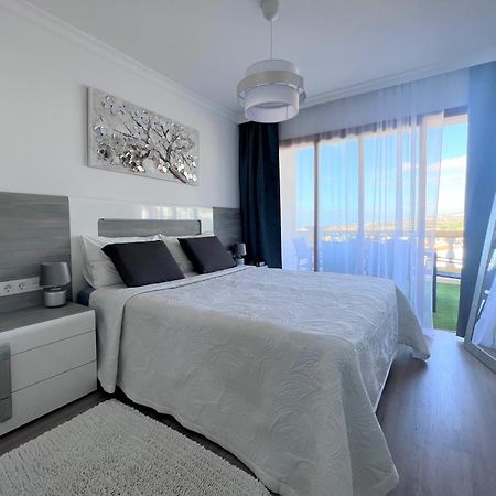 Paulmarie Family Apartment Ocean&Mountain View 阿德耶 外观 照片